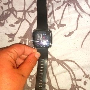 Versa 2 Fitbit with charger
